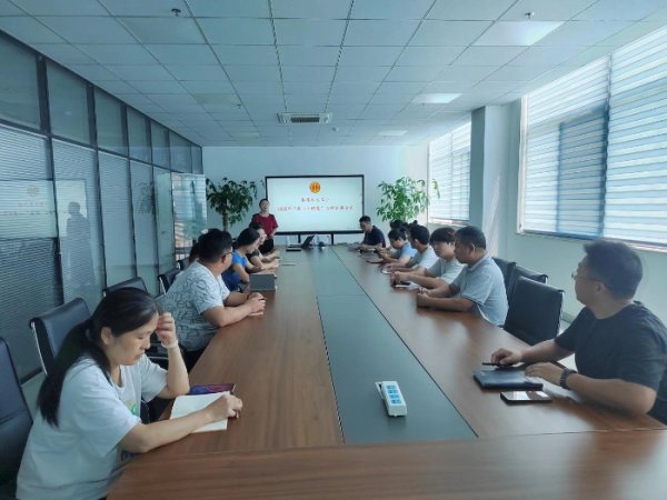 炒股配资正规平台 从“心”出发 赋能职场 山东省威海市临港区总工会关注职工心理健康